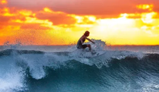 Surf Playa Negra